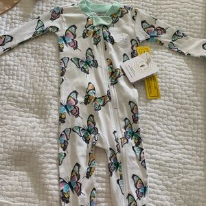 Brand New Burts Bee’s Onesie
